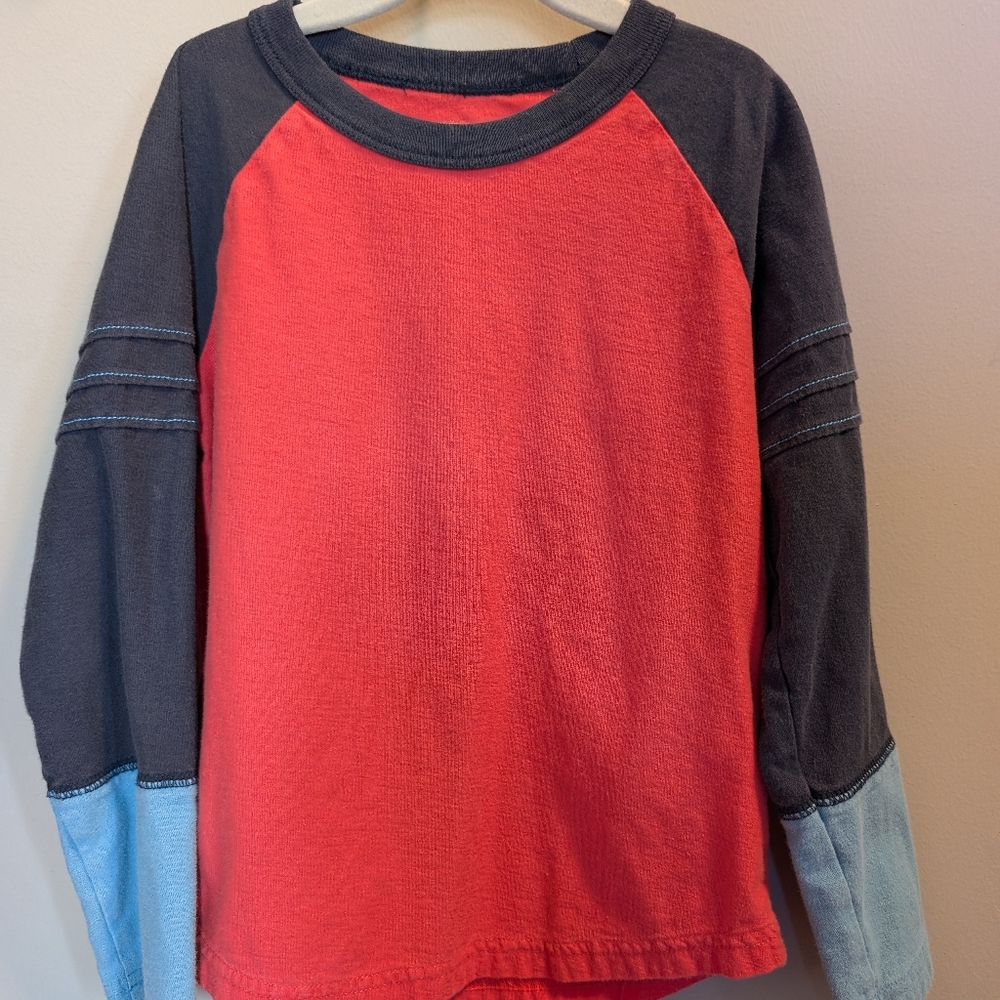 Tea Collection Long Sleeve Explorer Color block Raglan Top